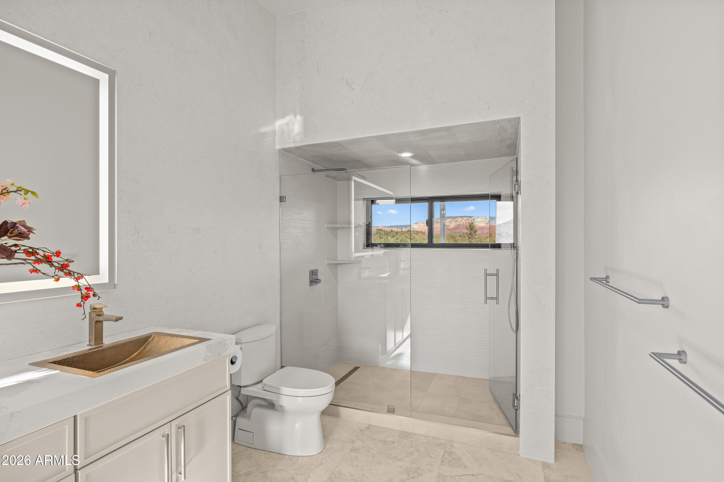 10 Amber Cliffs Way Sedona, AZ 86336 - Photo 41 of 60 Primary Bath