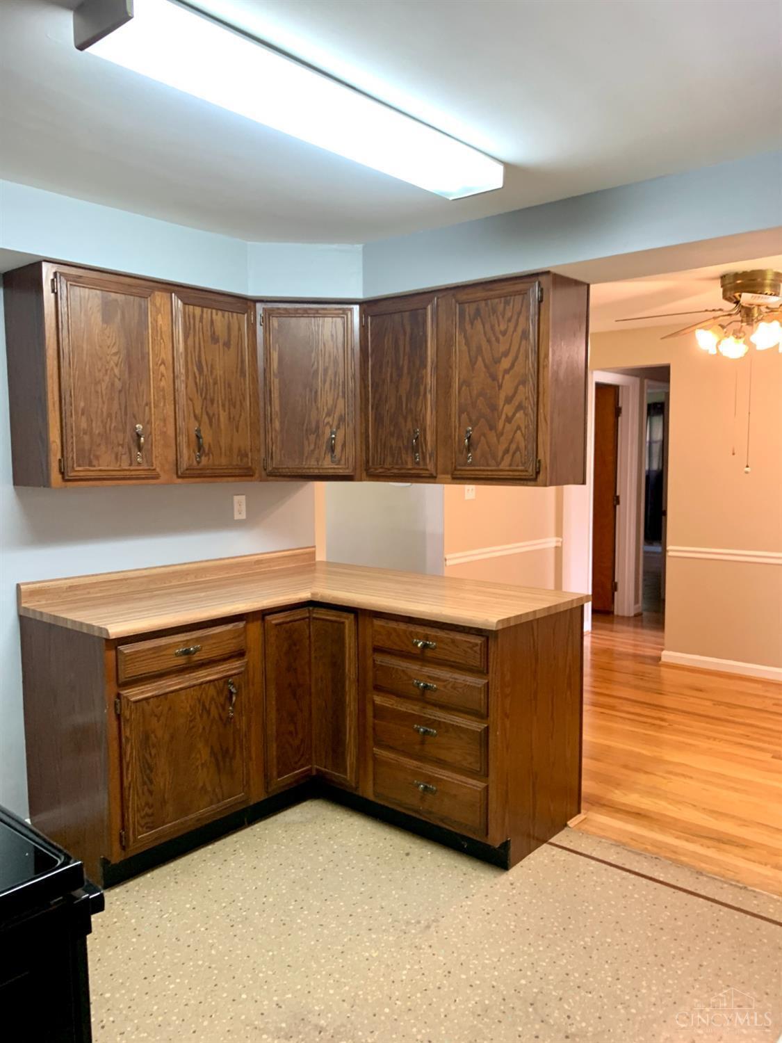 893 Wards Corner Road Loveland, OH 45140 - Photo 11 of 22 Gallery Image 11
