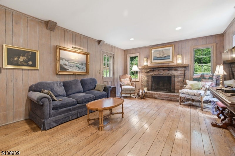 2 Tall Pines Road Morristown, NJ 07960 - Photo 16 of 35