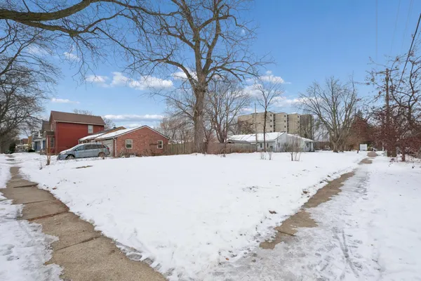 $80,000 | 132 Western Avenue South, St. Paul, MN 55102
