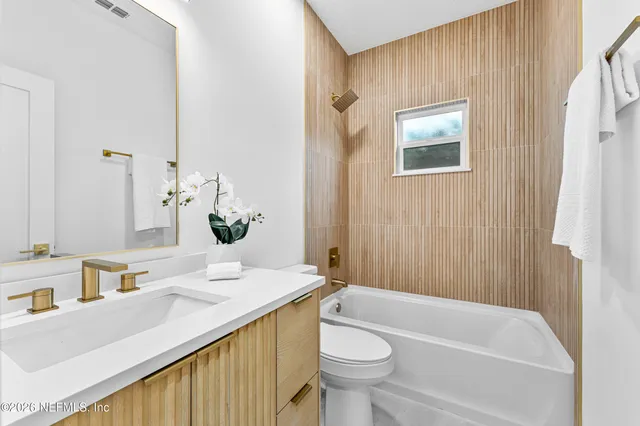 $1,250,000 | 1872 Oceanside Lane, Fernandina Beach, FL 32034