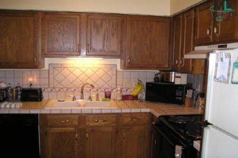 24409 Woodbridge Road Warren, MI 48091 - Photo 2 of 9 315335-1.JPG