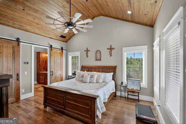 a view of a building with sitting area