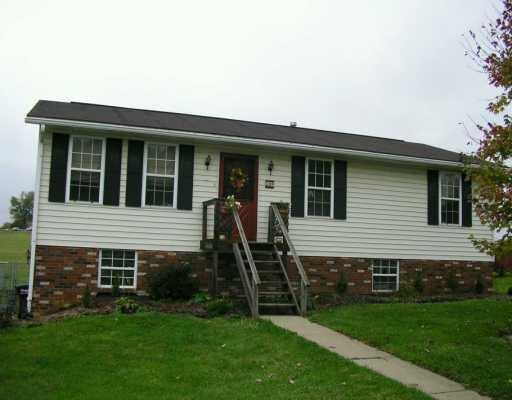 539 Bonniebrook Road Butler, PA 16002 - Photo 1 of 5 Exterior Front.