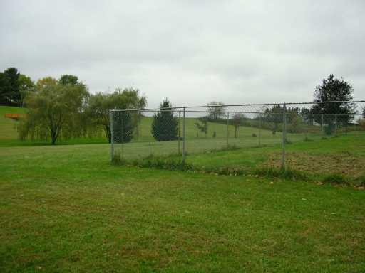 539 Bonniebrook Road Butler, PA 16002 - Photo 5 of 5 Yard/Garden.