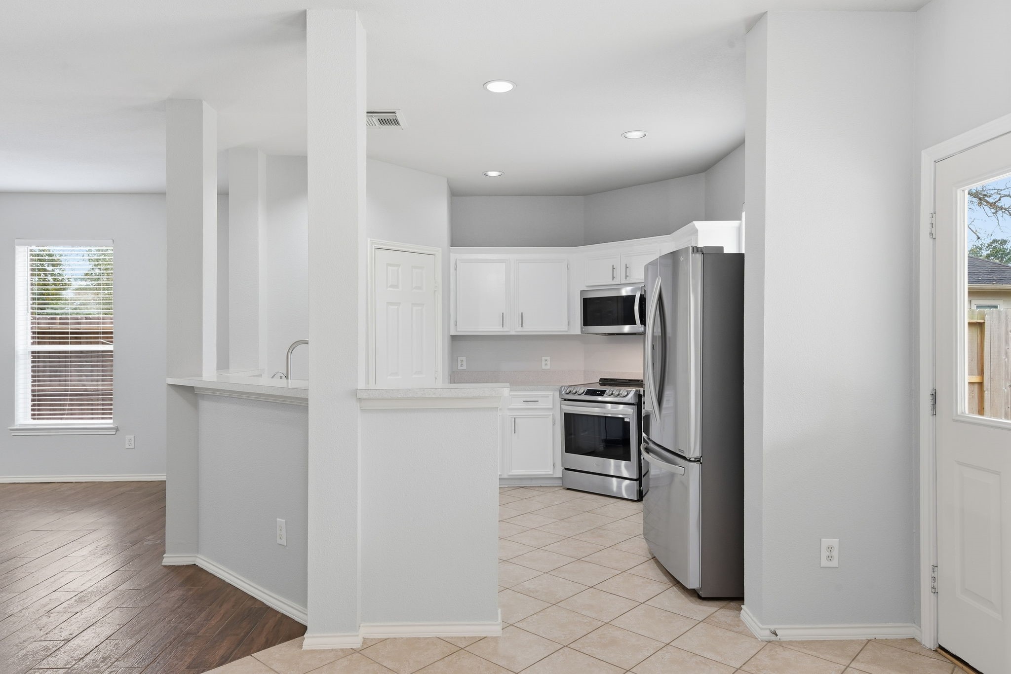 2407 Sandy Fields Lane Spring, TX 77386 - Photo 12 of 37