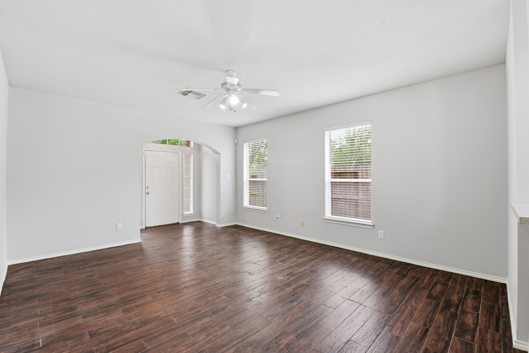 2407 Sandy Fields Lane Spring, TX 77386 - Photo 7 of 37