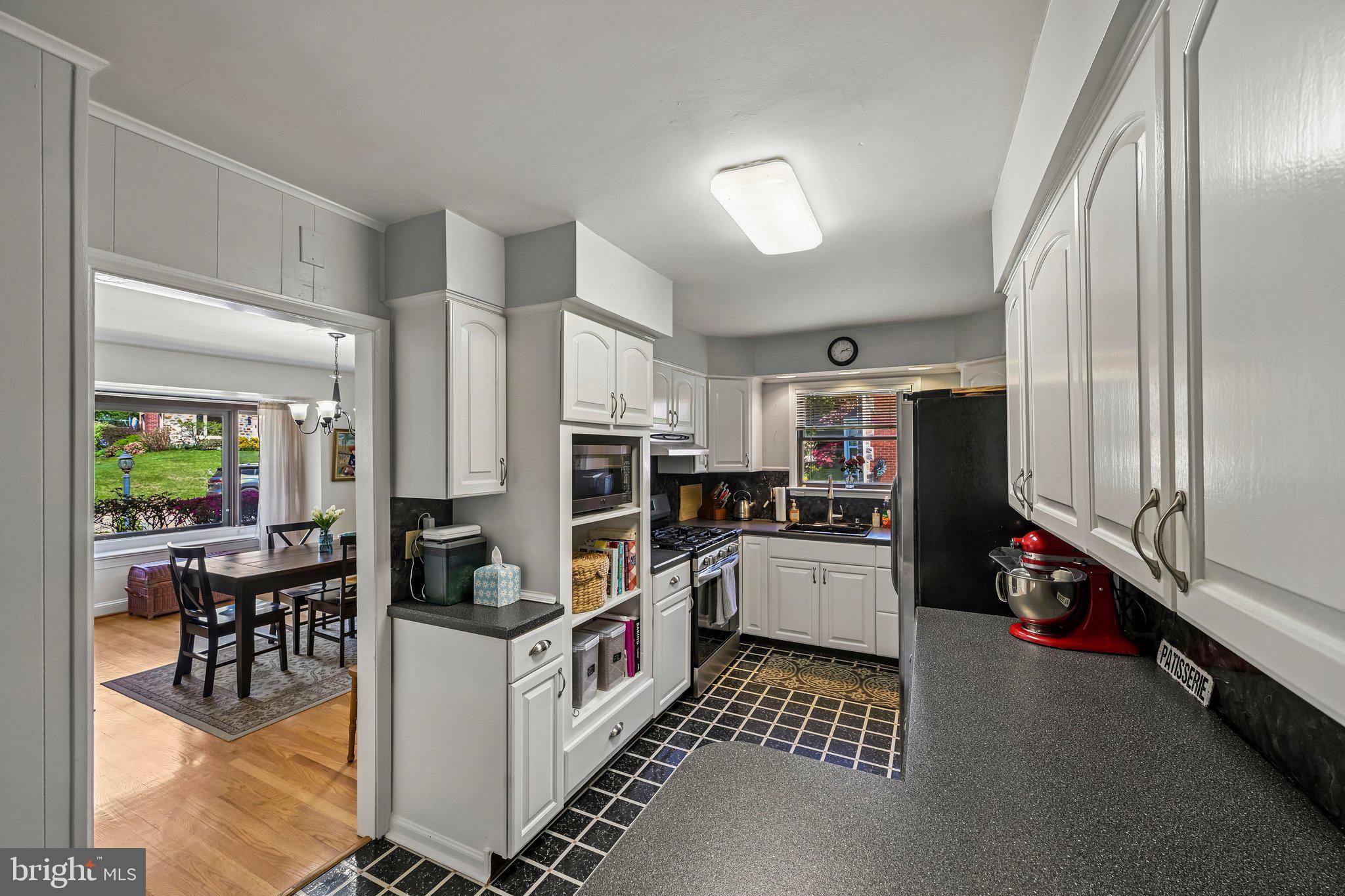 Modern Kitchen