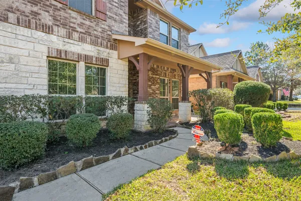 $429,999 | 2642 Tacoma Springs Drive, Conroe, TX 77304