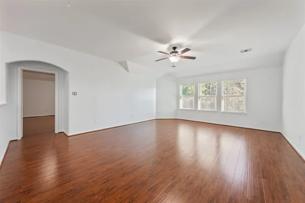 $429,999 | 2642 Tacoma Springs Drive, Conroe, TX 77304
