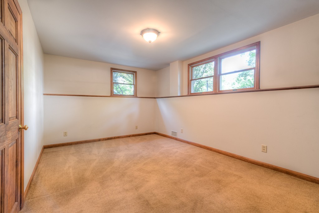 6 Meade Road North Reading, MA 01864 - Photo 24 of 30 Gallery Image 24
