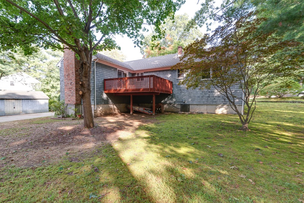 6 Meade Road North Reading, MA 01864 - Photo 3 of 30 Gallery Image 3