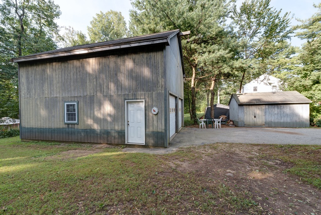 6 Meade Road North Reading, MA 01864 - Photo 7 of 30 Gallery Image 7