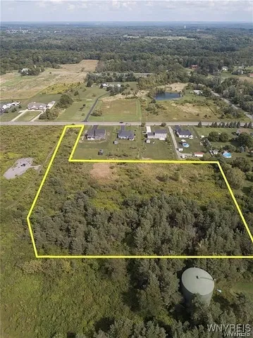 $199,900 | 3432 Transit Road, Orchard Park, NY 14127