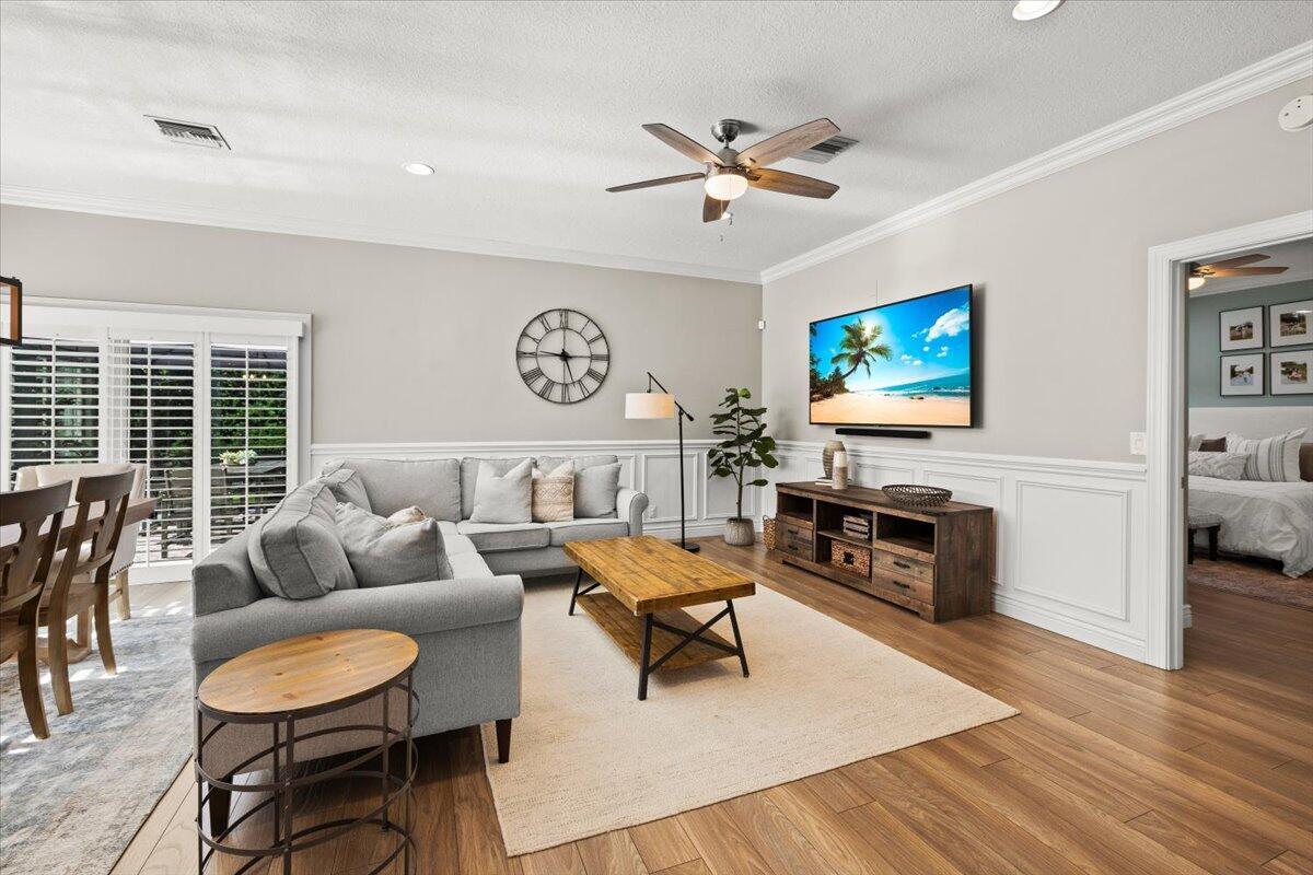 944 Southwest 1st Street Boca Raton, FL 33486 - Photo 17 of 48 Living Area