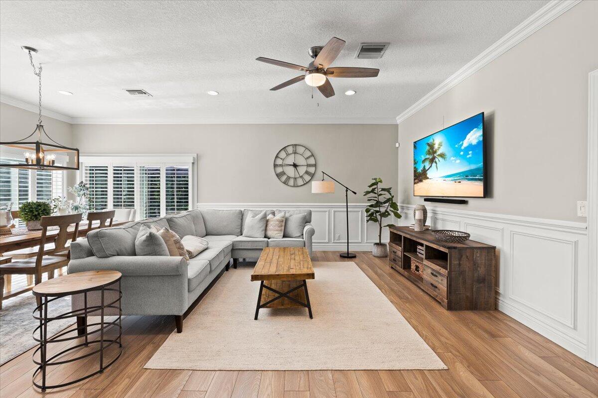 944 Southwest 1st Street Boca Raton, FL 33486 - Photo 18 of 48 Spacious Living Area
