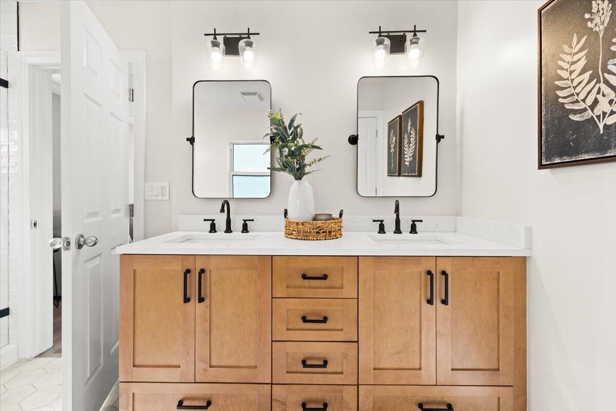 944 Southwest 1st Street Boca Raton, FL 33486 - Photo 32 of 48 Double Vanity