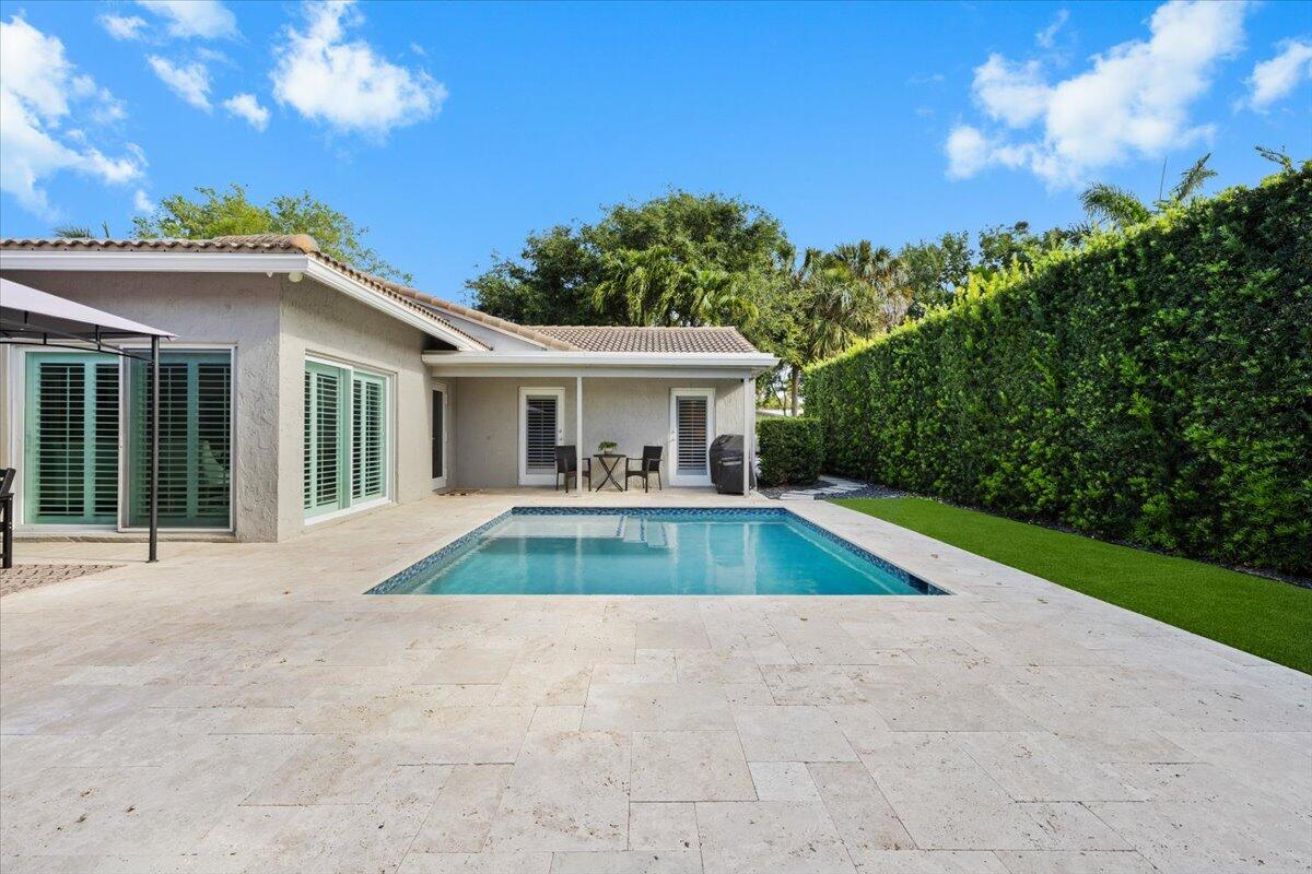 944 Southwest 1st Street Boca Raton, FL 33486 - Photo 37 of 48 Backyard & Pool Area