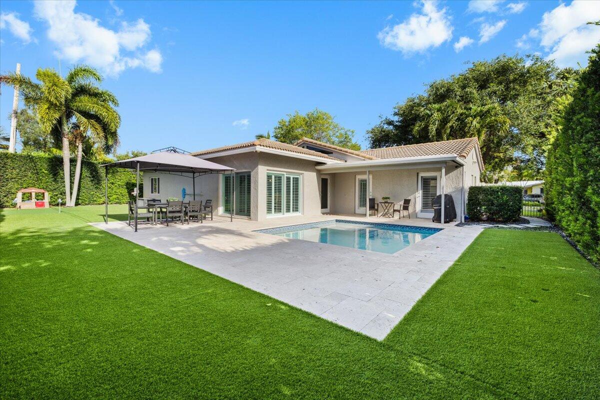 944 Southwest 1st Street Boca Raton, FL 33486 - Photo 41 of 48 Spacious Backyard