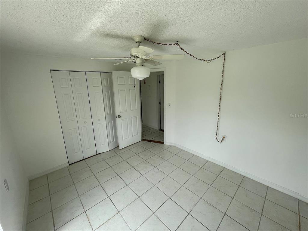 5317 Avery Road New Port Richey, FL 34652 - Photo 37 of 39 an empty room with a glass door shower