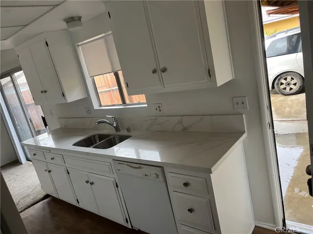 $1,850 | 824 West Whittier Avenue, Hemet, CA 92543