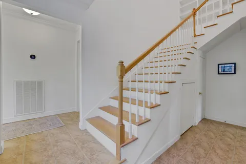 a view of entryway with an entryway