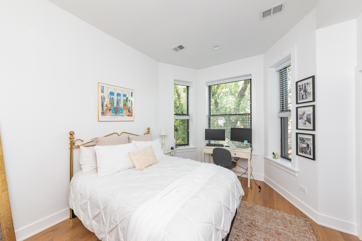 3517 North Reta Avenue, Unit 2F Chicago, IL 60657 - Photo 13 of 18