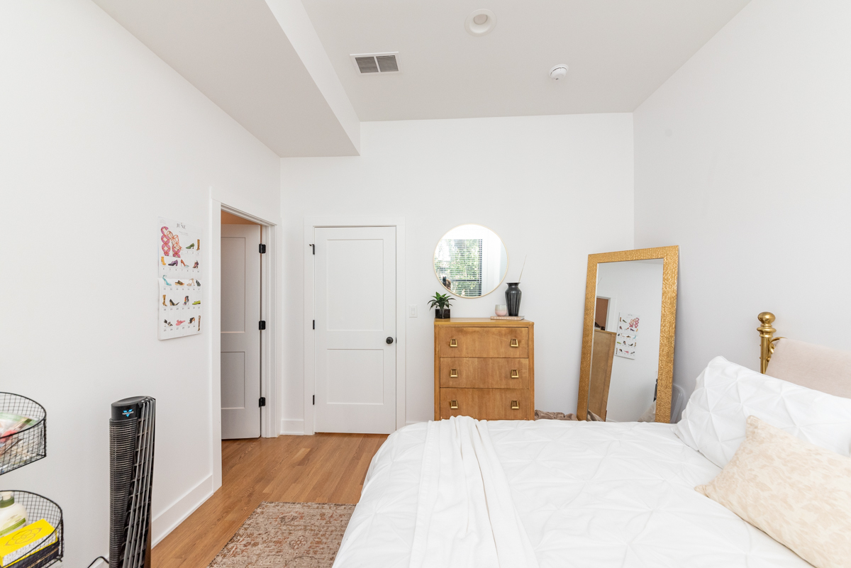 3517 North Reta Avenue, Unit 2F Chicago, IL 60657 - Photo 14 of 18