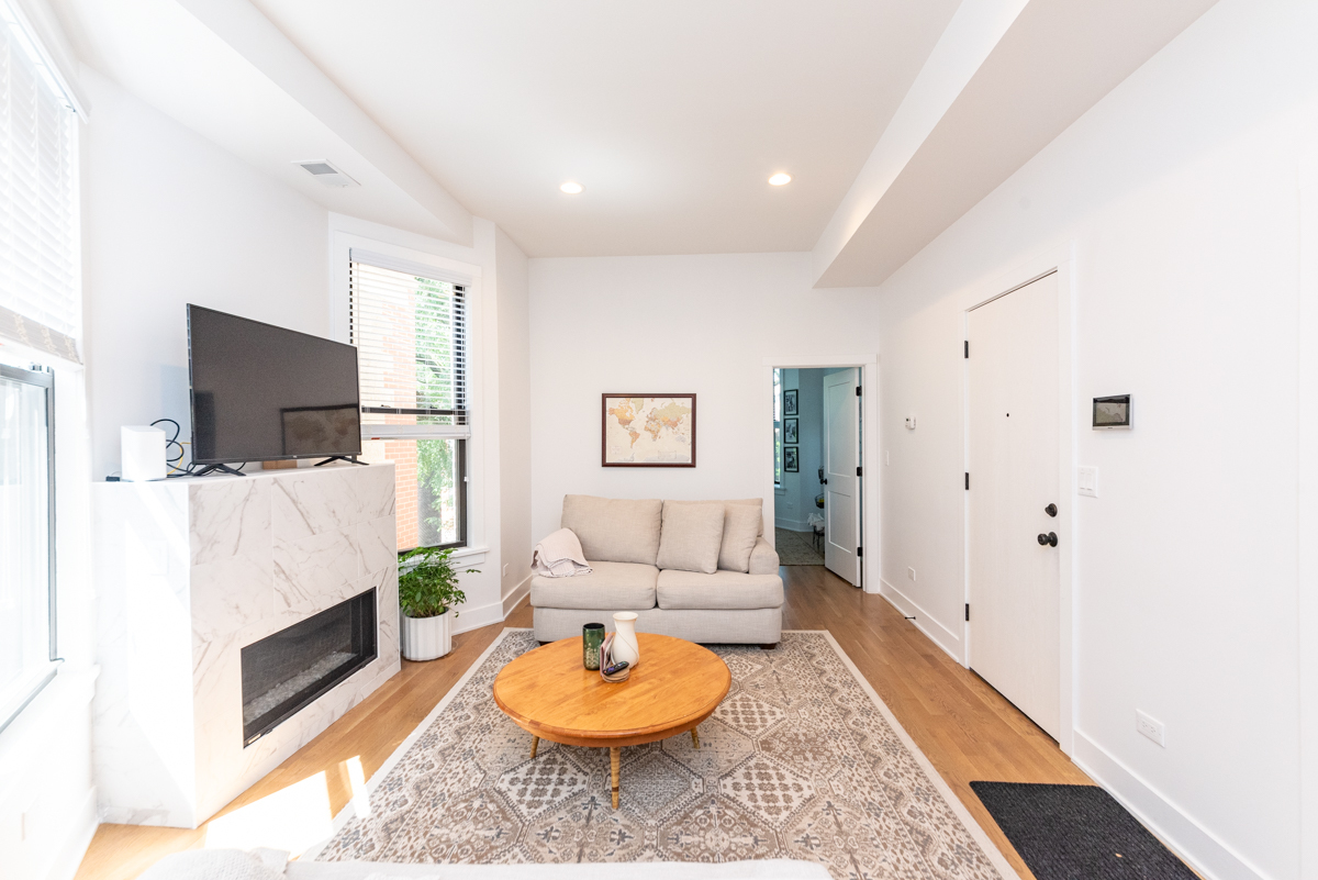 3517 North Reta Avenue, Unit 2F Chicago, IL 60657 - Photo 4 of 18