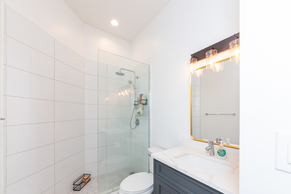 3517 North Reta Avenue, Unit 2F Chicago, IL 60657 - Photo 10 of 18