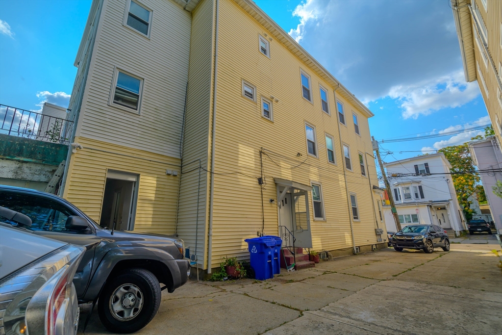 28-30 Chestnut Avenue, Unit 3 Boston, MA 02130 - Photo 17 of 17 a view of parking