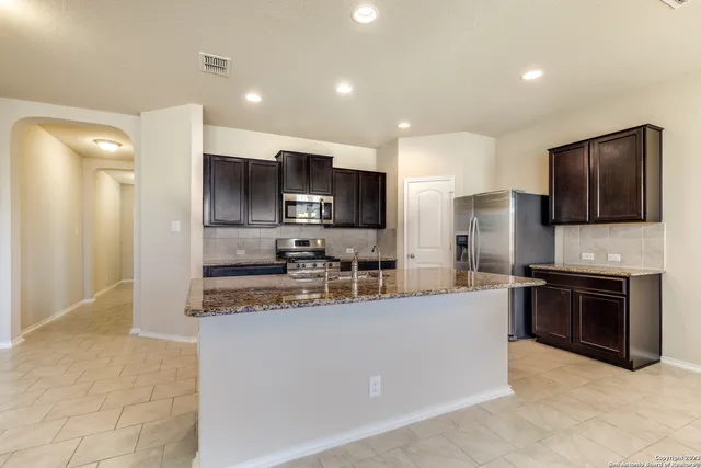 $1,849 | 515 Sage Thrasher, San Antonio, TX 78253