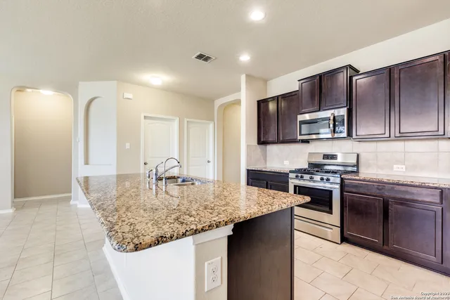 $1,849 | 515 Sage Thrasher, San Antonio, TX 78253