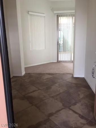 $2,500 | 343 Hollins Hall Street, Las Vegas, NV 89145