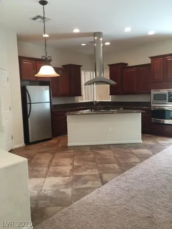 $2,500 | 343 Hollins Hall Street, Las Vegas, NV 89145