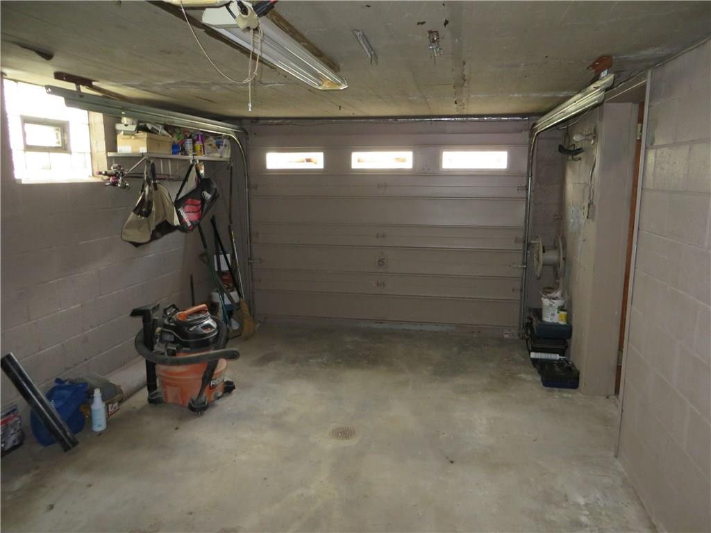 137 Poplar Ridge Road Penn Hills, PA 15235 - Photo 23 of 25 Another look at the garage