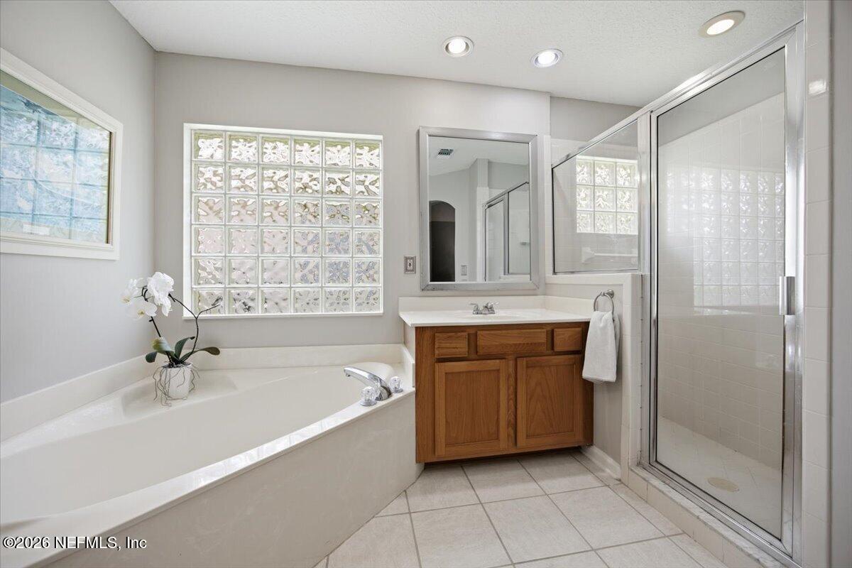 1204 Paradise Pond Road St. Augustine, FL 32092 - Photo 13 of 33 16-Primary Bathroom