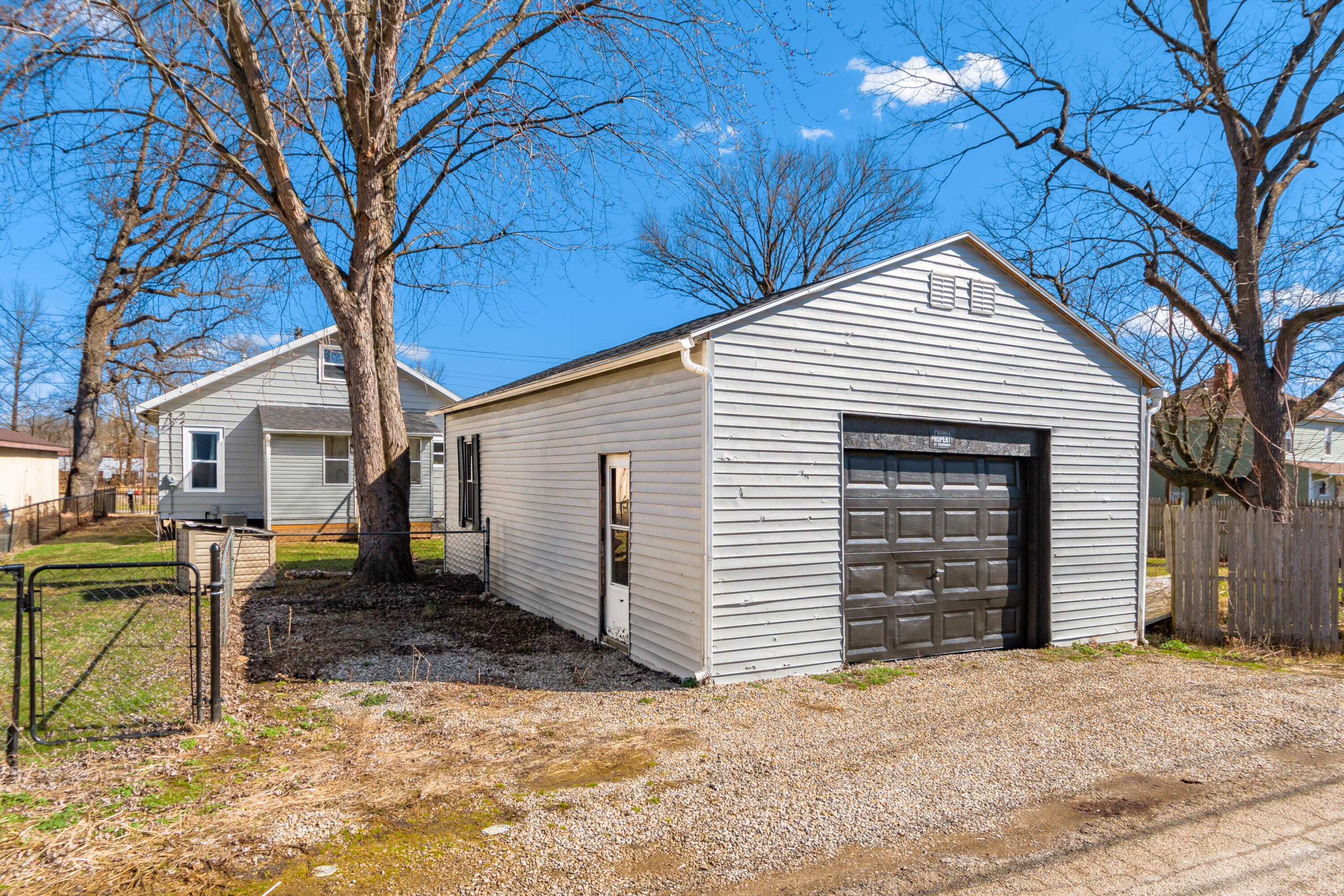 2170 Licking Road Zanesville, OH 43701 - Photo 31 of 31 OM-_2170_Licking_Rd005