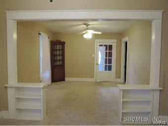 703 Clinton Street Gillespie, IL 62033 - Photo 3 of 15 Gallery Image 3