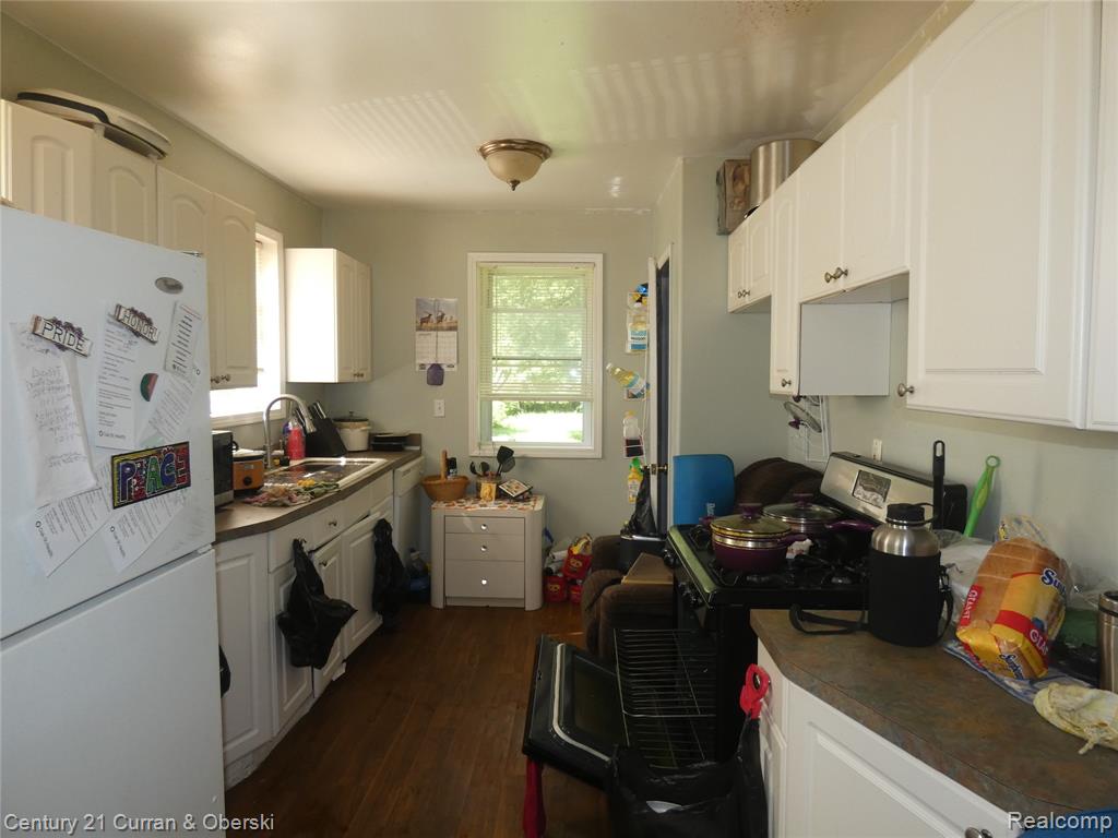 136 East Rundell Street Pontiac, MI 48342 - Photo 9 of 13