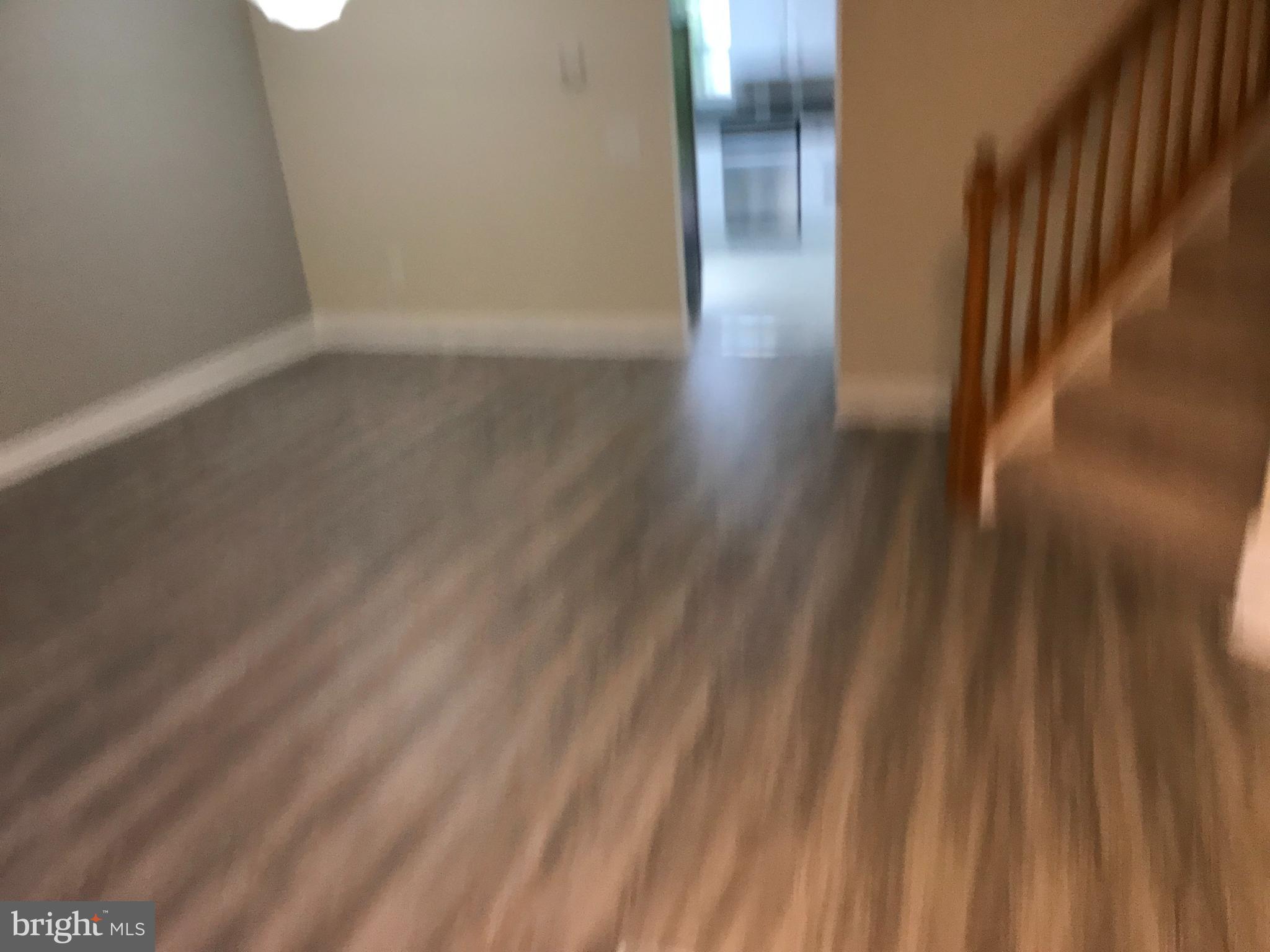 6554 Ridgeborne Drive Rosedale, MD 21237 - Photo 4 of 17 Living room