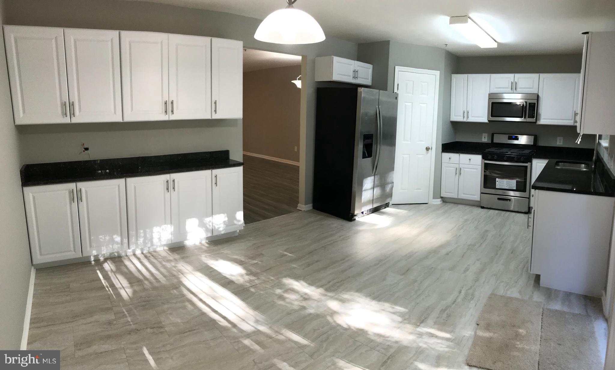 6554 Ridgeborne Drive Rosedale, MD 21237 - Photo 6 of 17 Kitchen