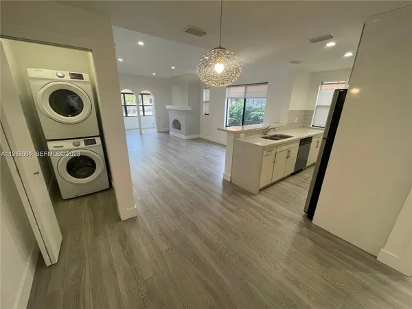 $2,850 | 1637 Southwest 10th Street, Unit 2, Miami, FL 33135