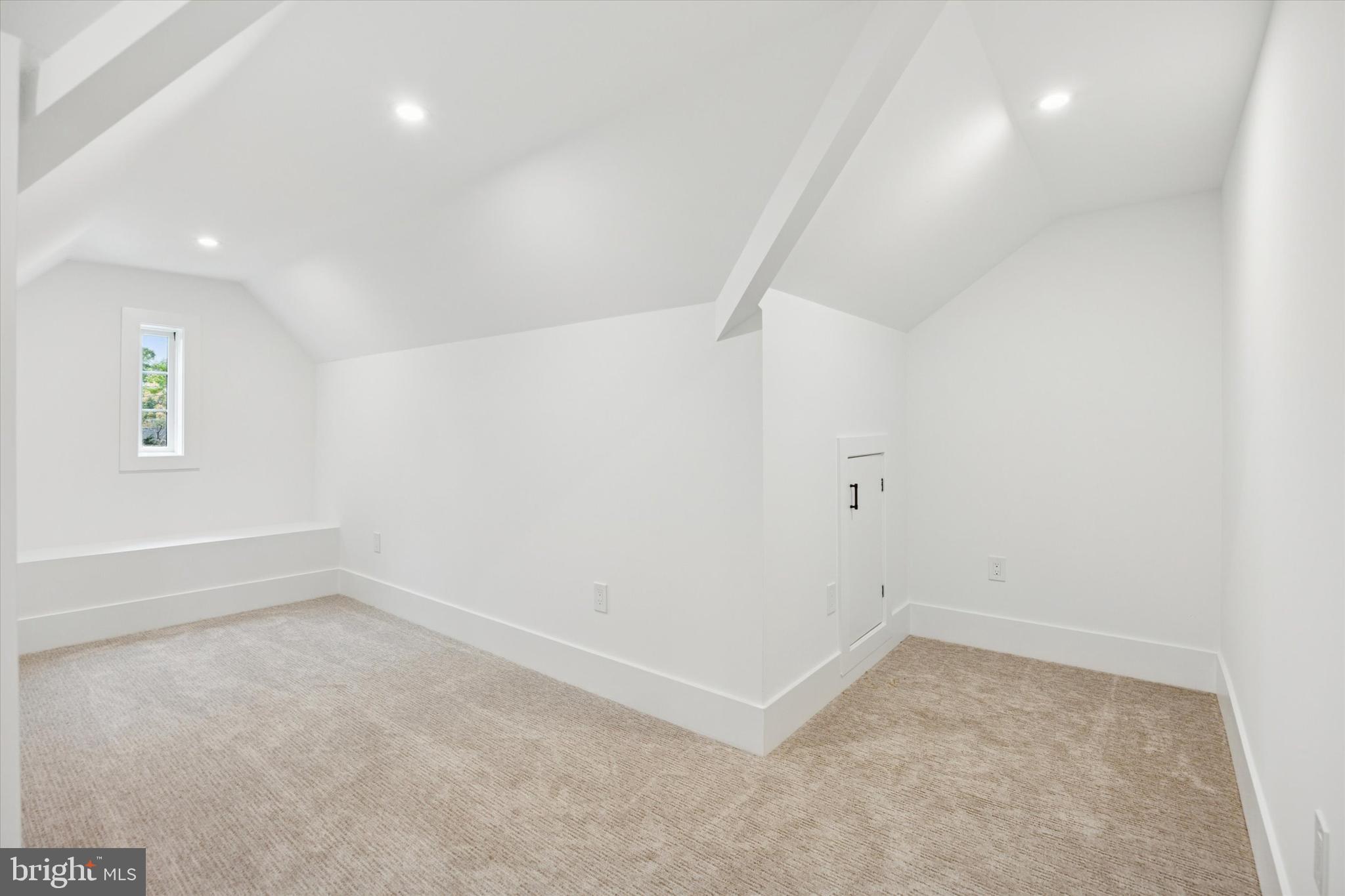 631 Pardee Lane Haddonfield, NJ 08033 - Photo 26 of 37 wooden floor in an empty room with a window
