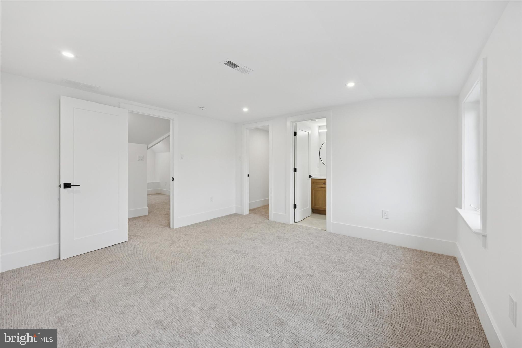 631 Pardee Lane Haddonfield, NJ 08033 - Photo 28 of 37 a view of an empty room