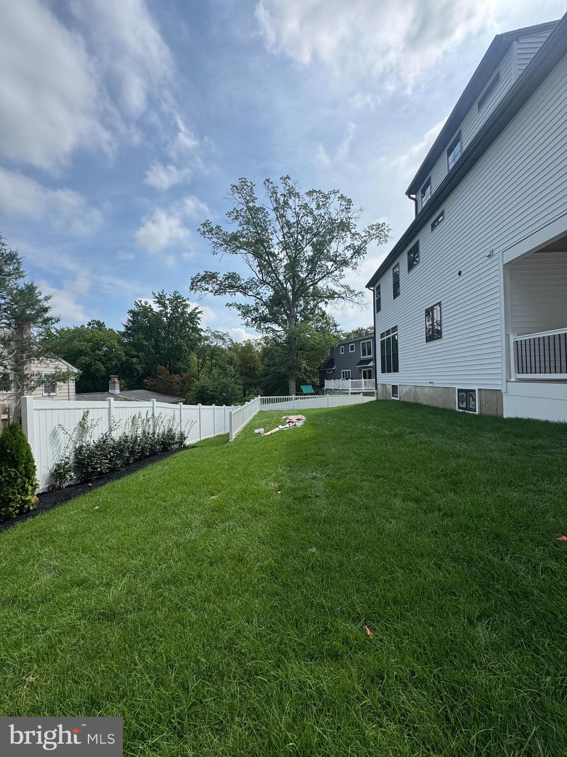 631 Pardee Lane Haddonfield, NJ 08033 - Photo 36 of 37 a view of a backyard with plants and a garden
