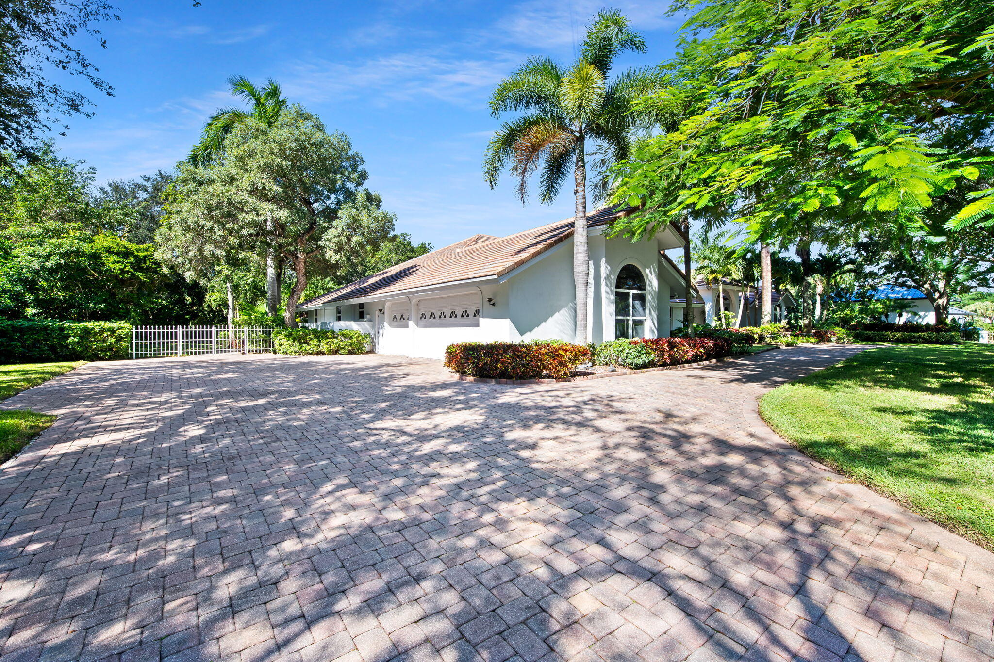 17888 Fieldbrook Circle East Boca Raton, FL 33496 - Photo 65 of 68 Driveway