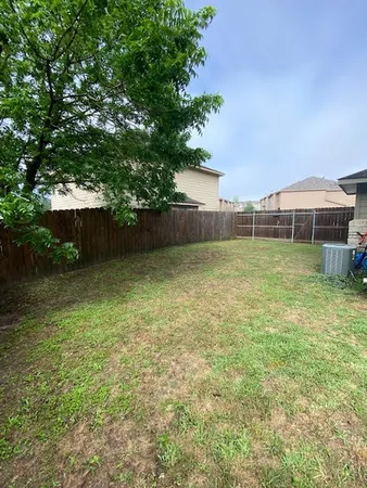 $1,500 | 148 Sendero Drive, Huntsville, TX 77340