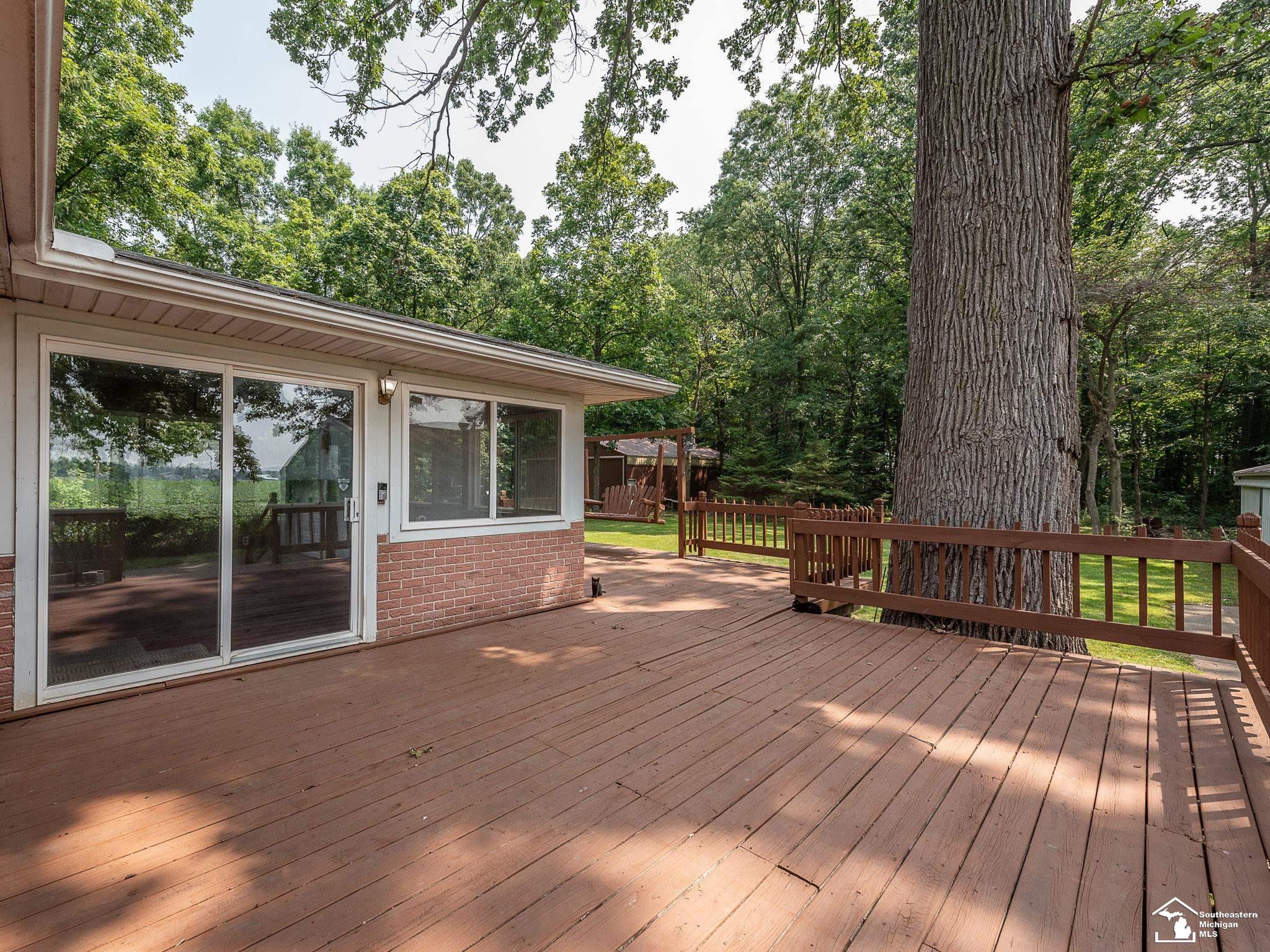 12110 Martinsville Road Carleton, MI 48117 - Photo 22 of 31 Gallery Image 22