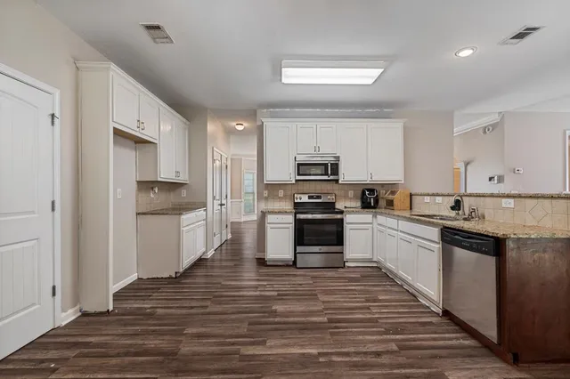 $339,000 | 1 Kenny's Court, Fort Mitchell, AL 36856